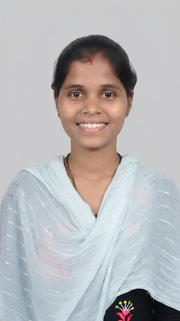 Nilam Bai - Full time Cleaner in Malad West in Mumbai